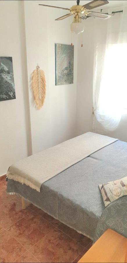 Apartamento Los Gases Torrevieja Exterior photo